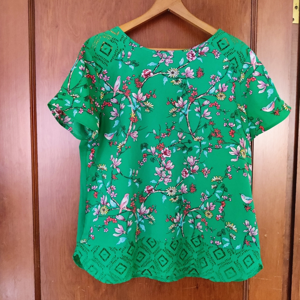 Bright and Cheery Van Heusen Top